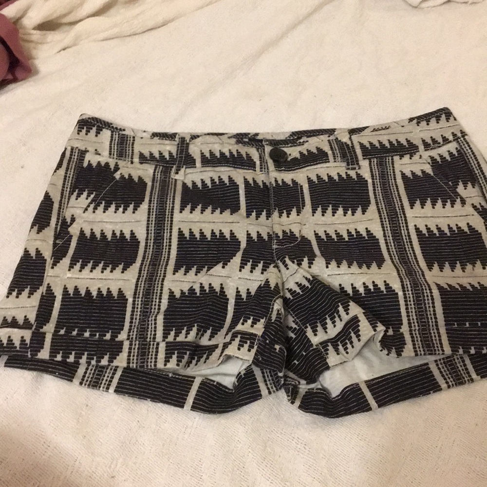 Tribal midi shorts
